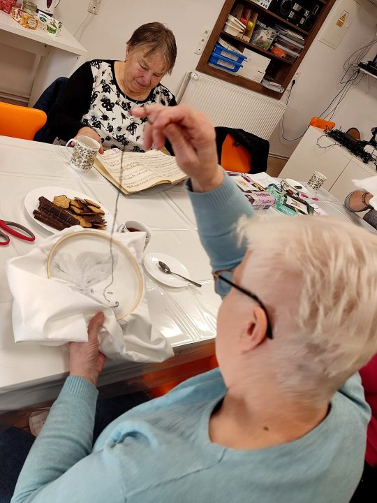 Miniaturka artykułu Haft seniorkowy na spotkaniu w Przedmościu (28.10)