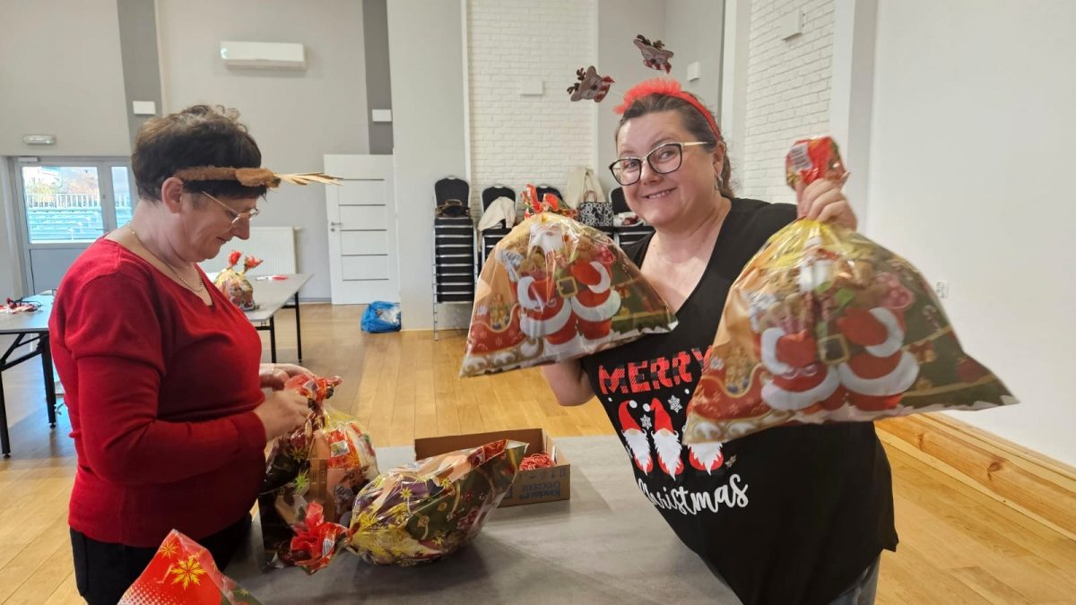 Miniaturka artykułu Paczki świąteczne dla dzieci z Gminy Głogów – gotowe!