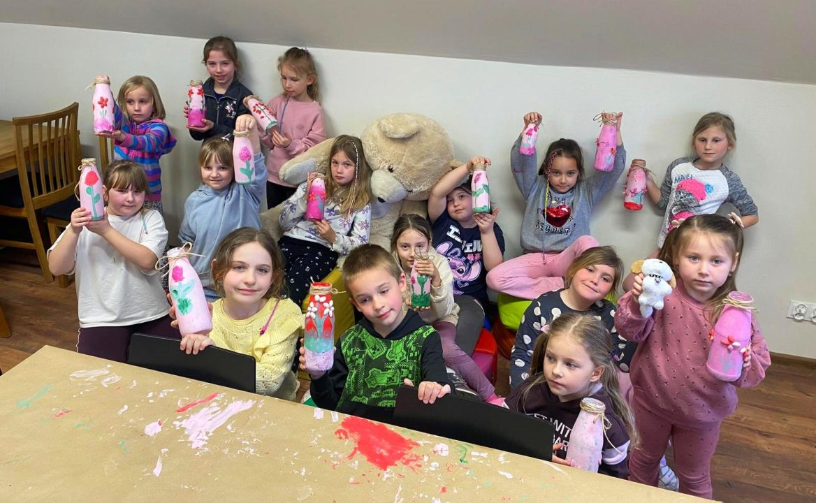 Miniaturka artykułu Wiosenne zdobnictwo butelkowe – Serby, 24.03