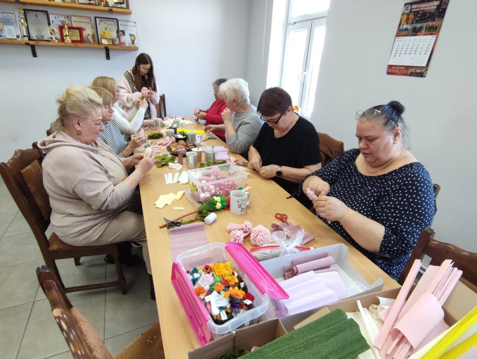 Miniaturka artykułu Seniorki poczuły nadchodzącą wiosnę – 3.03