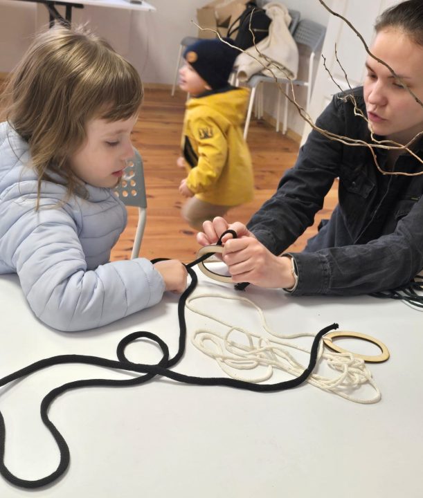 Miniaturka artykułu Wielkanocna zabawa makramą w Krzekotowie – 31.03